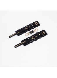 Черные кожаные наручники с узорами и золотистой фурнитурой - Crazy Handmade - купить с доставкой во Владимире
