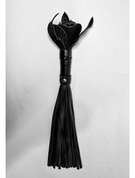 Черная кожаная плеть с розой в рукояти - 40 см. - БДСМ Арсенал - купить с доставкой во Владимире
