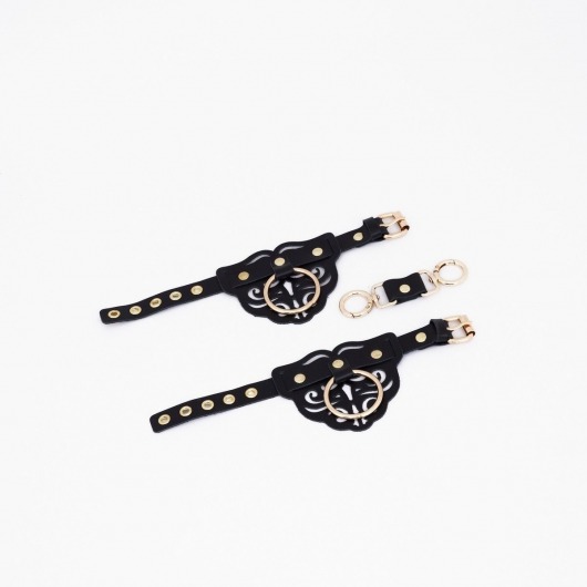 Черные кожаные наручники с клепками, кольцами и золотистой фурнитурой - Crazy Handmade - купить с доставкой во Владимире